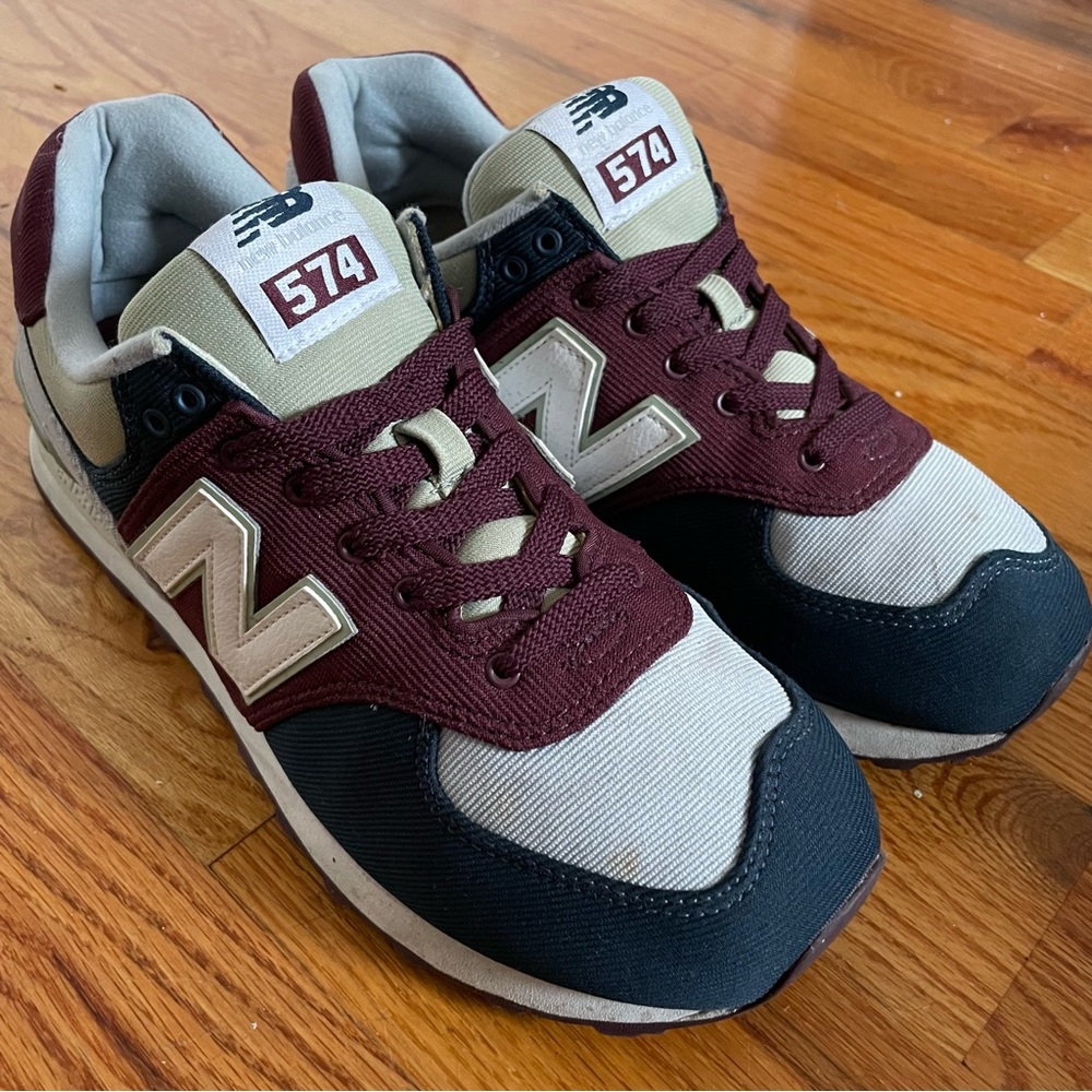 New Balance 574 ‘Burgundy Blue’